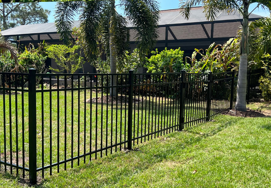 42-3 Aluminum Fence Installation - Project 2